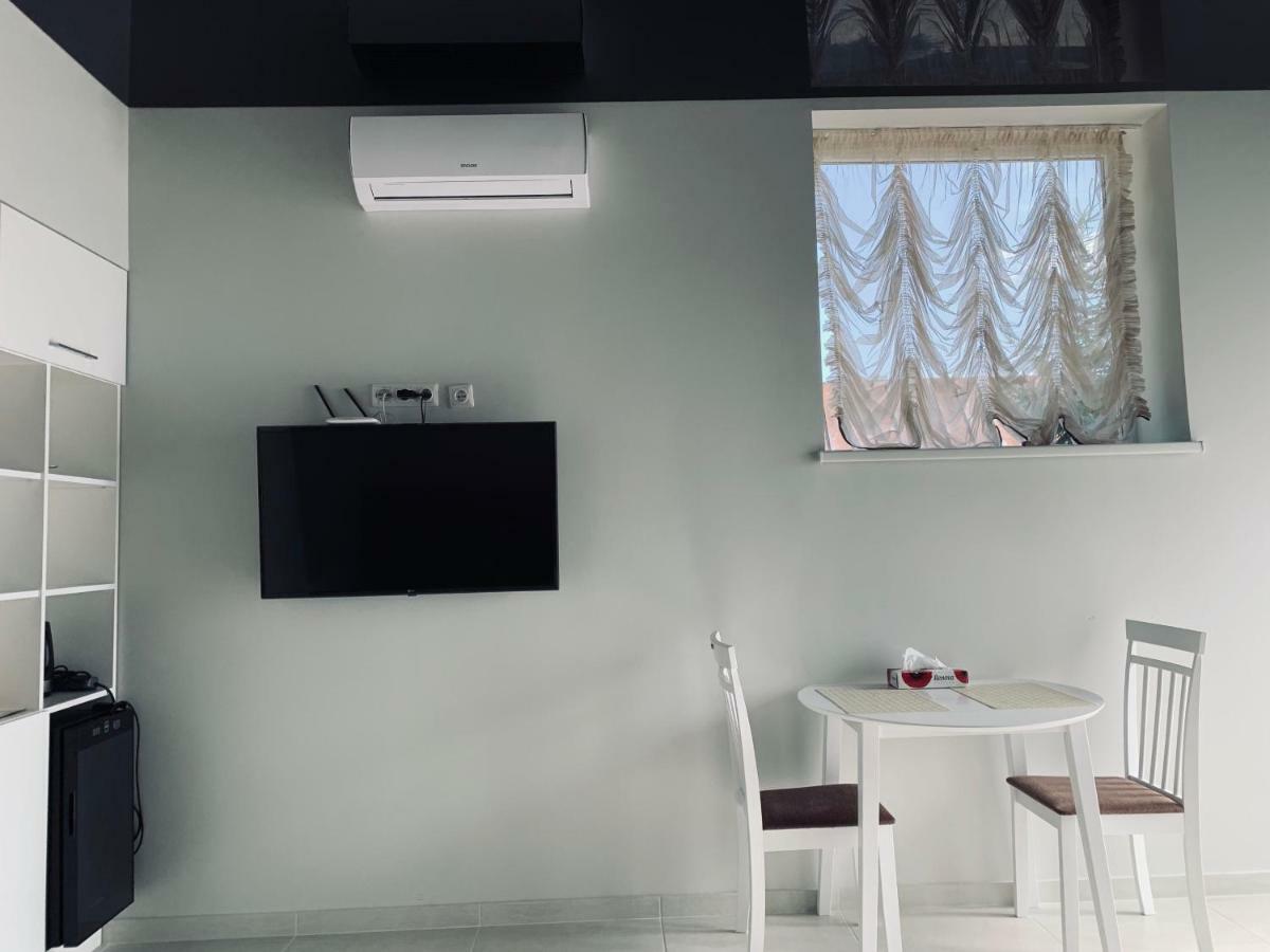 Romeo Vip Apartamentai Паневежис Экстерьер фото
